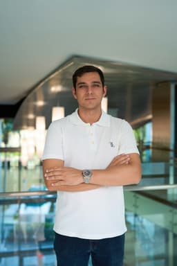 Alex Dovzhenko, Founder of Growth Choice and owner of Miami Choice Limo